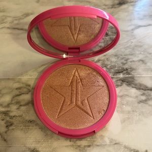 Jeffree Star Skin Frost x Peach Goddess